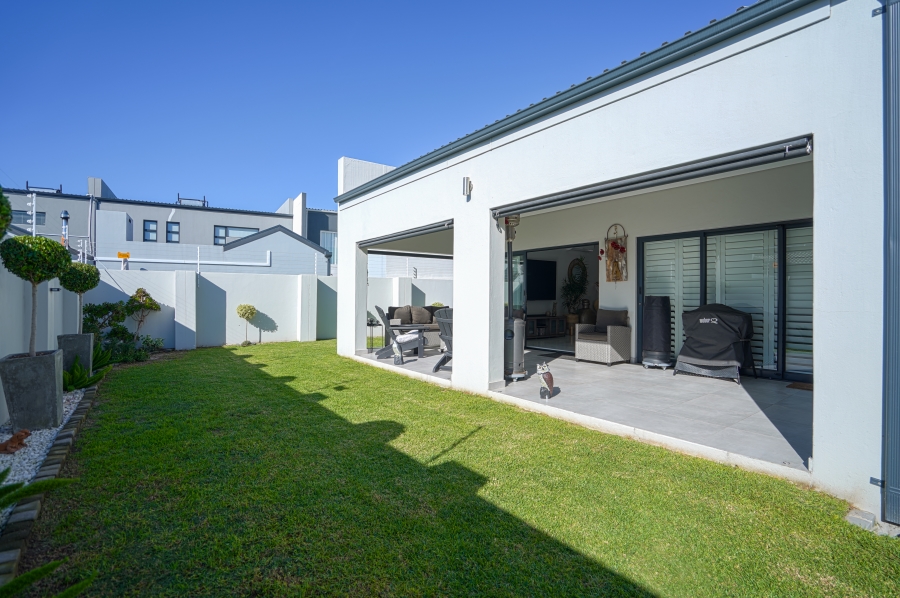 4 Bedroom Property for Sale in Sandown Western Cape